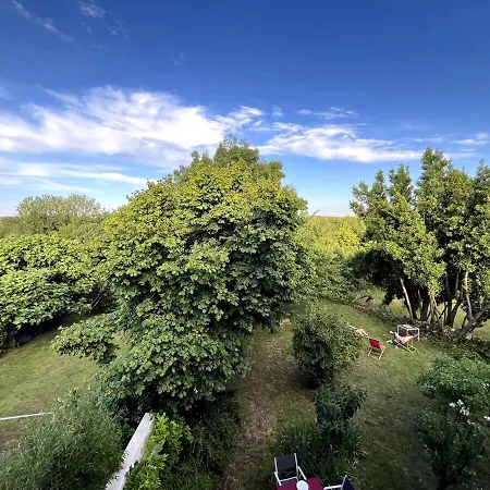 Le Presbytere De La Couture *